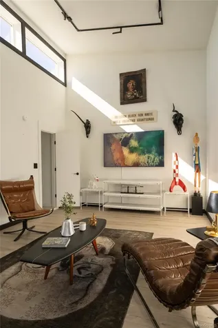 522 Warren Street Hudson NY 12534