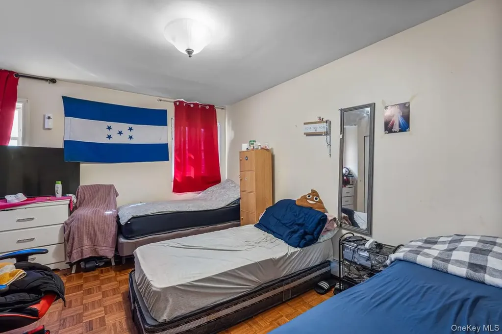 47 Jackson Avenue Mineola NY 11501