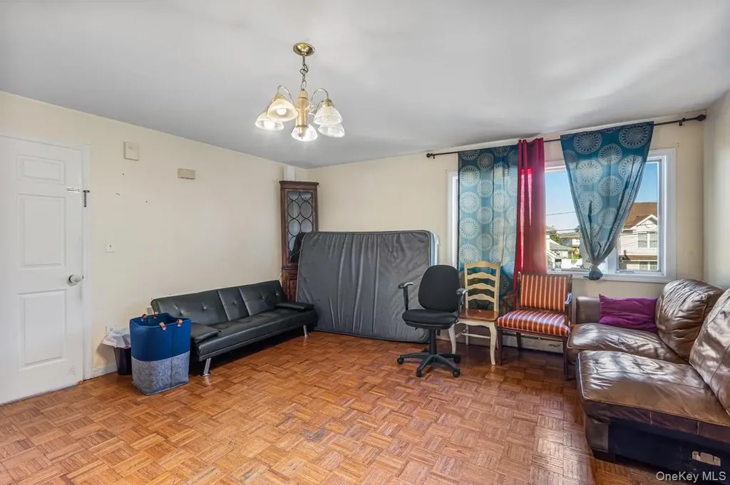 47 Jackson Avenue Mineola NY 11501