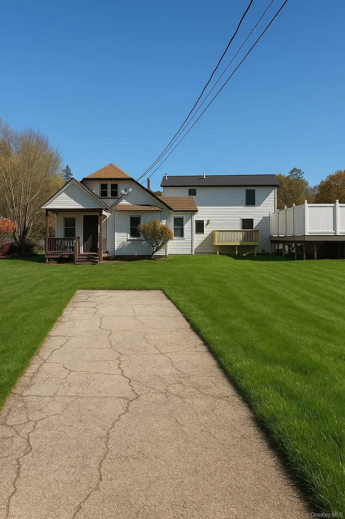 23 York Avenue Monticello NY 12701