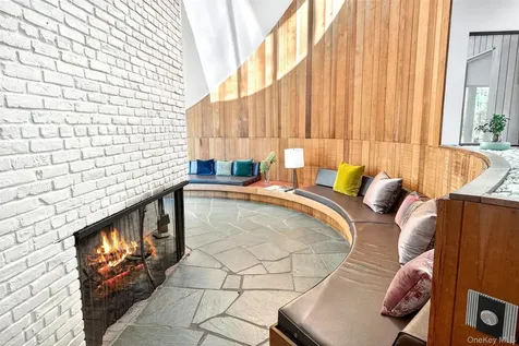 289 Upper Byrdcliffe Road Woodstock NY 12498