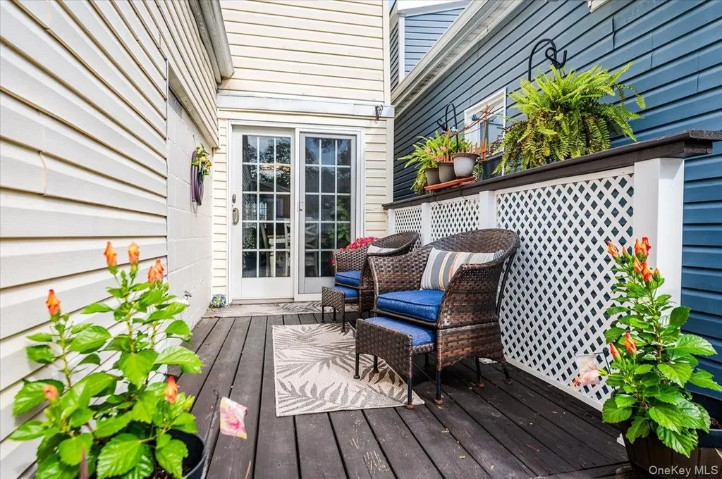 165 Davis Avenue Inwood NY 11096