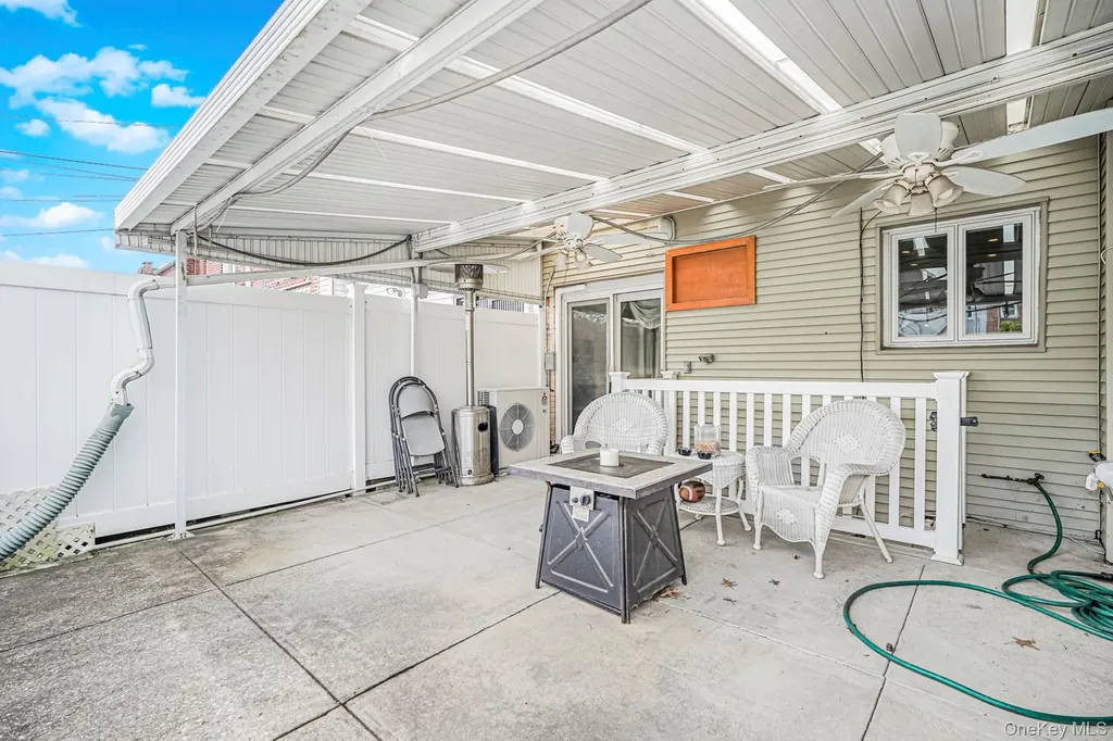 8907 16th Avenue Brooklyn NY 11214