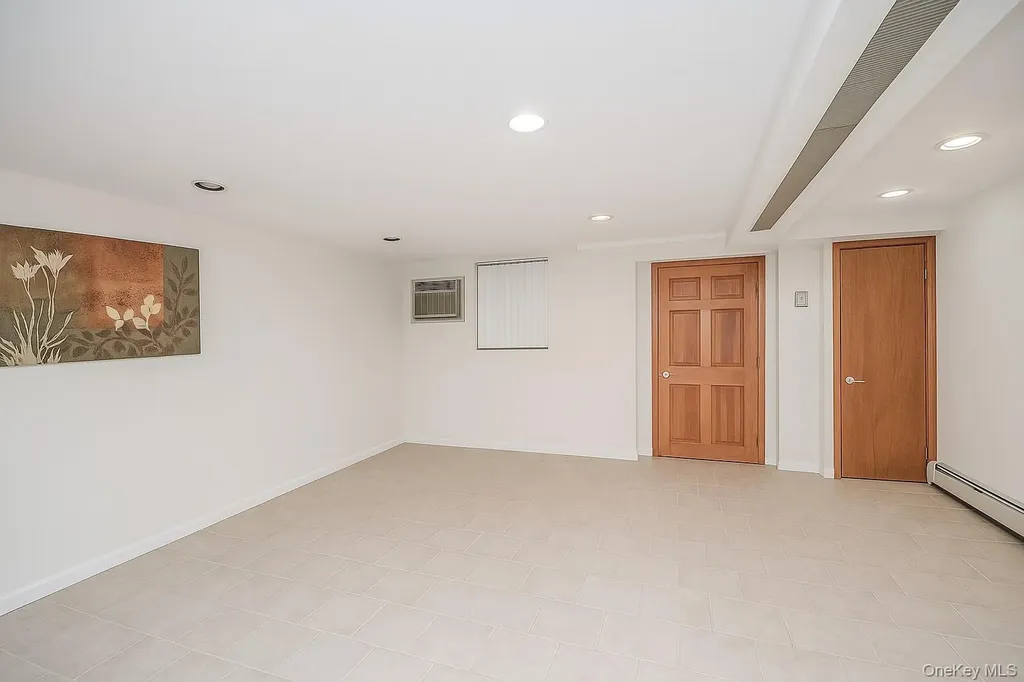 8907 16th Avenue Brooklyn NY 11214