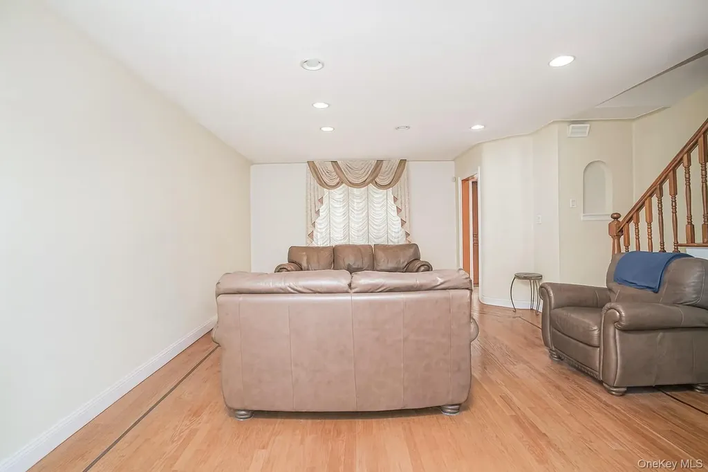 8907 16th Avenue Brooklyn NY 11214