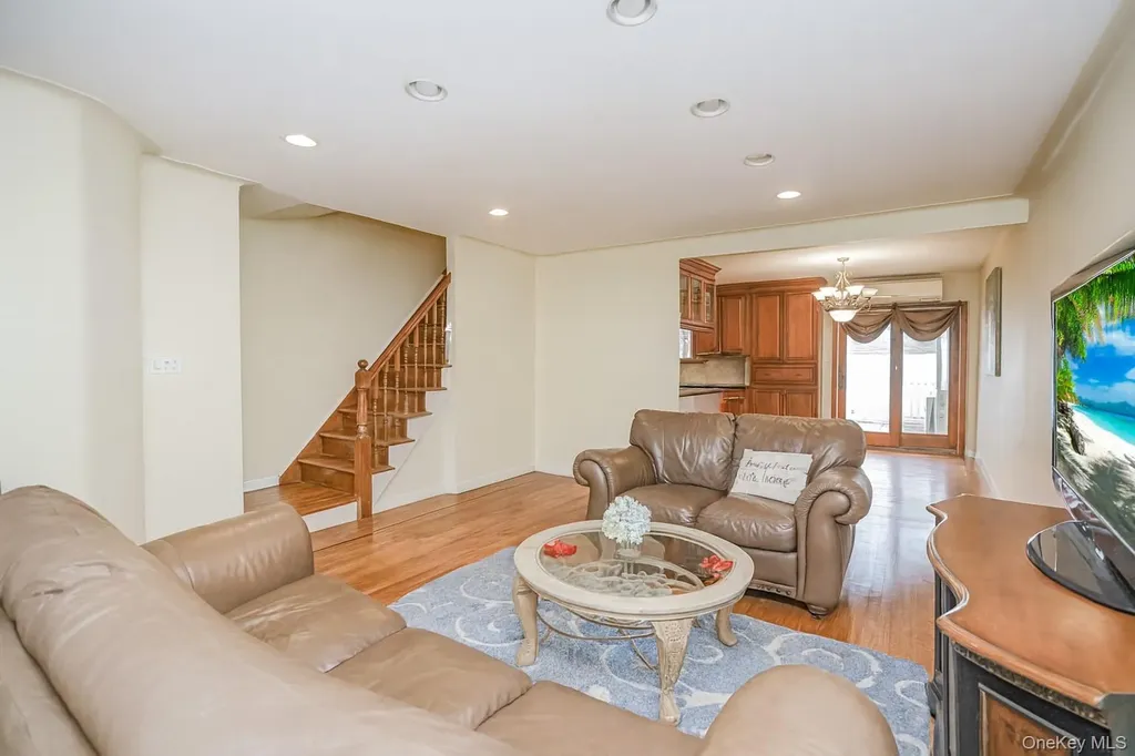 8907 16th Avenue Brooklyn NY 11214