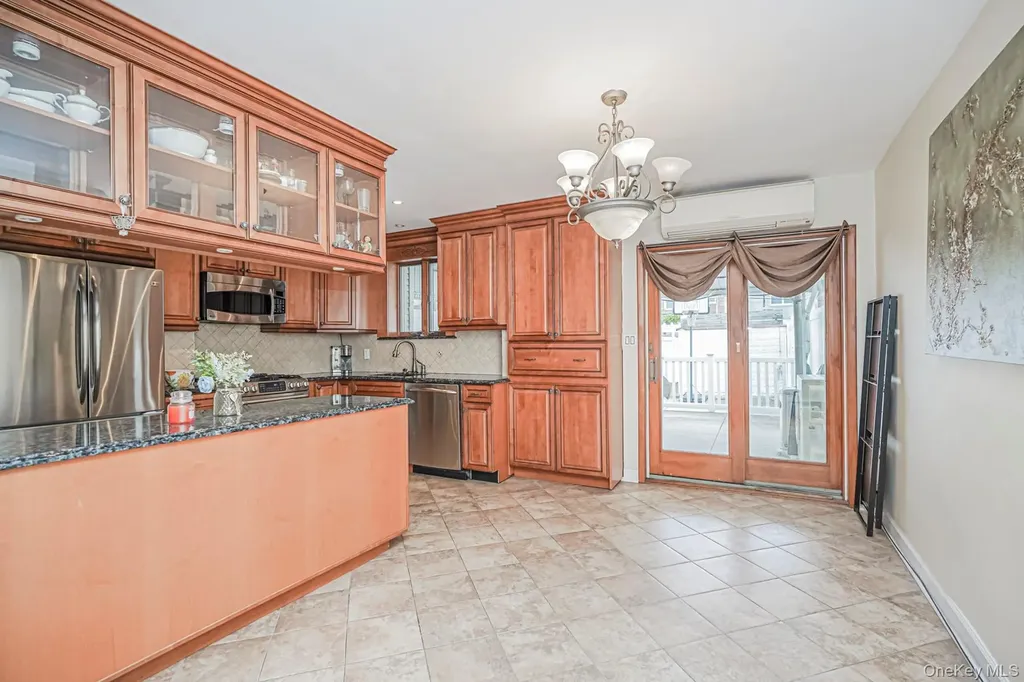 8907 16th Avenue Brooklyn NY 11214