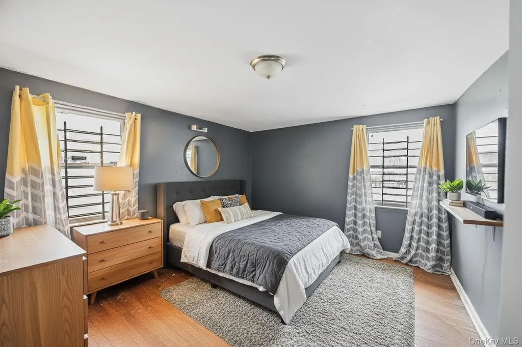 3 Tompkins Place Hempstead NY 11550
