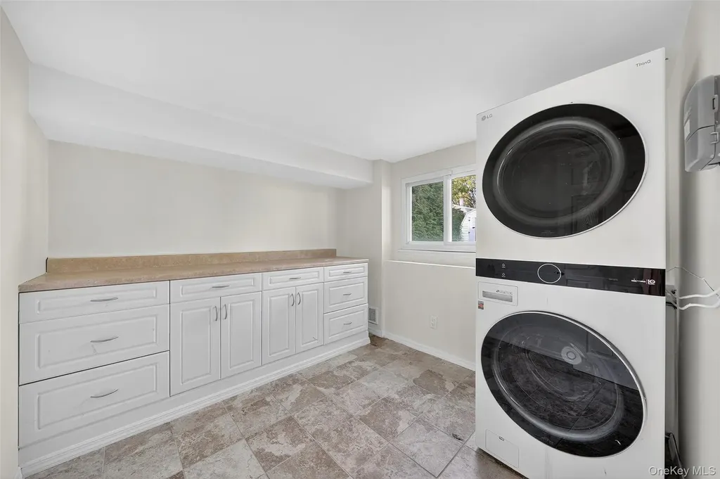 149 Tudor Road Centereach NY 11720