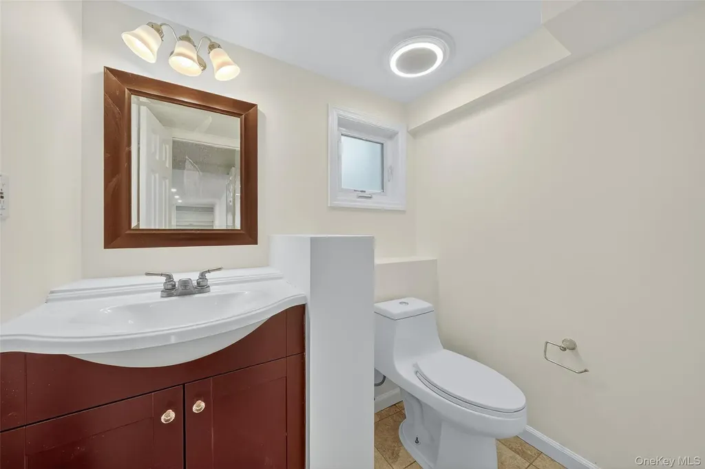 149 Tudor Road Centereach NY 11720