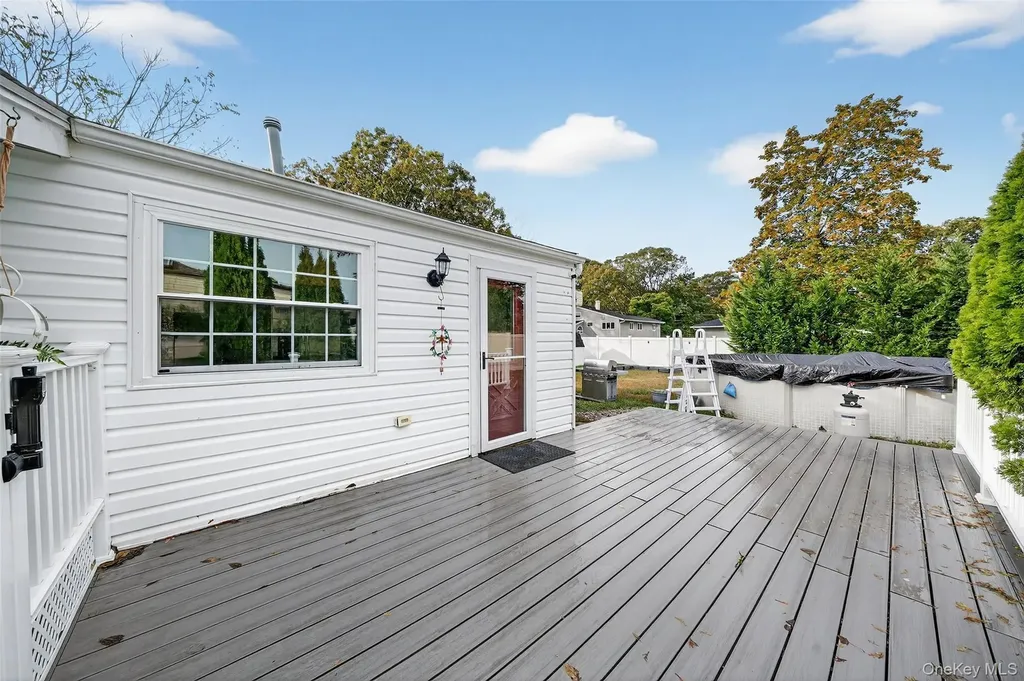 149 Tudor Road Centereach NY 11720