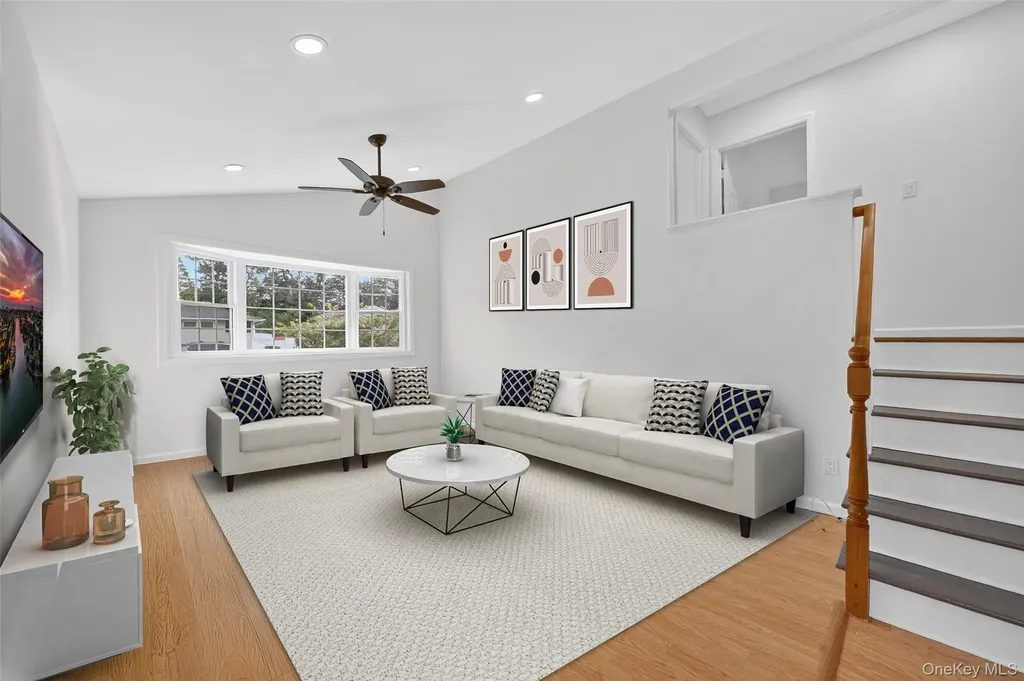 149 Tudor Road Centereach NY 11720