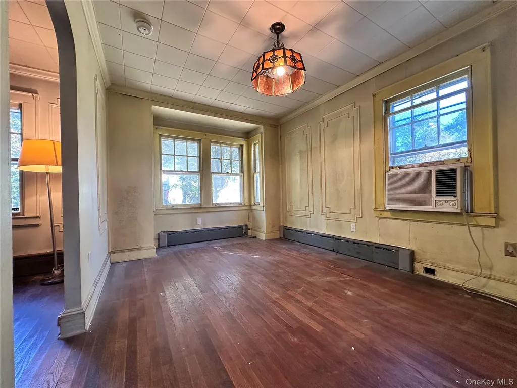 344 Coolidge Drive Centerport NY 11721