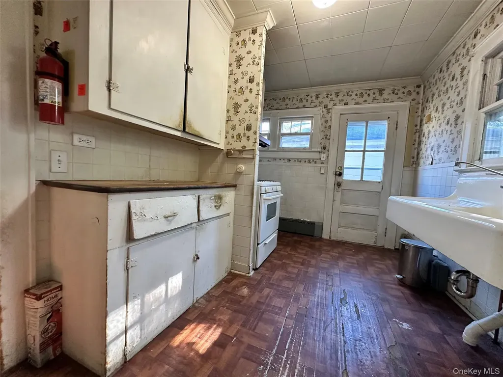 344 Coolidge Drive Centerport NY 11721