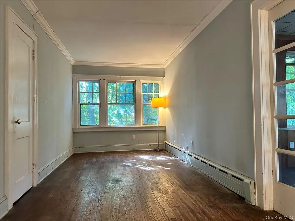 344 Coolidge Drive Centerport NY 11721