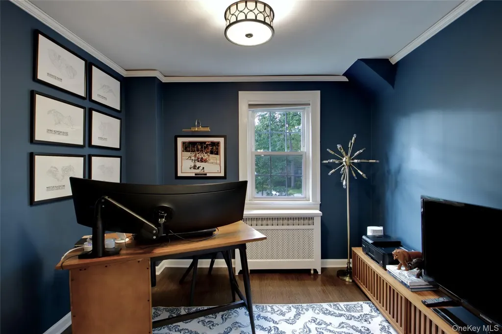 60 Thayer Road Manhasset NY 11030
