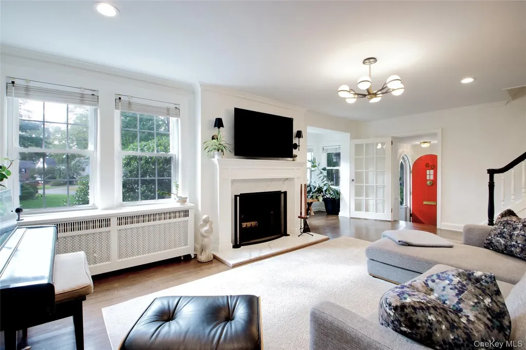 60 Thayer Road Manhasset NY 11030