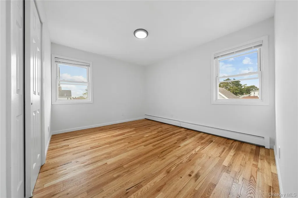 16 Johnson Place Freeport NY 11520