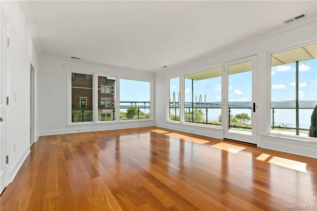 16 Rivers Edge Drive Tarrytown NY 10591