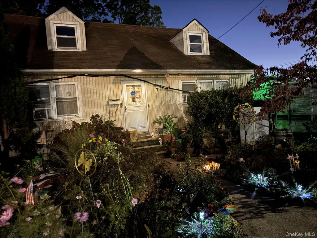 47 G Street Valley Stream NY 11580