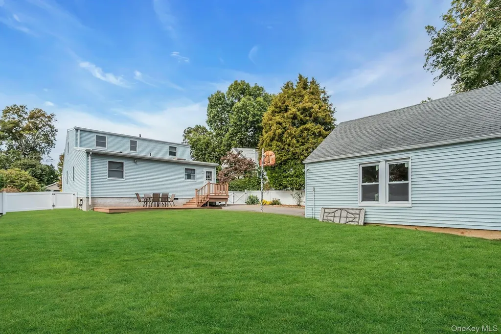 4 Timber Road Glen Cove NY 11542