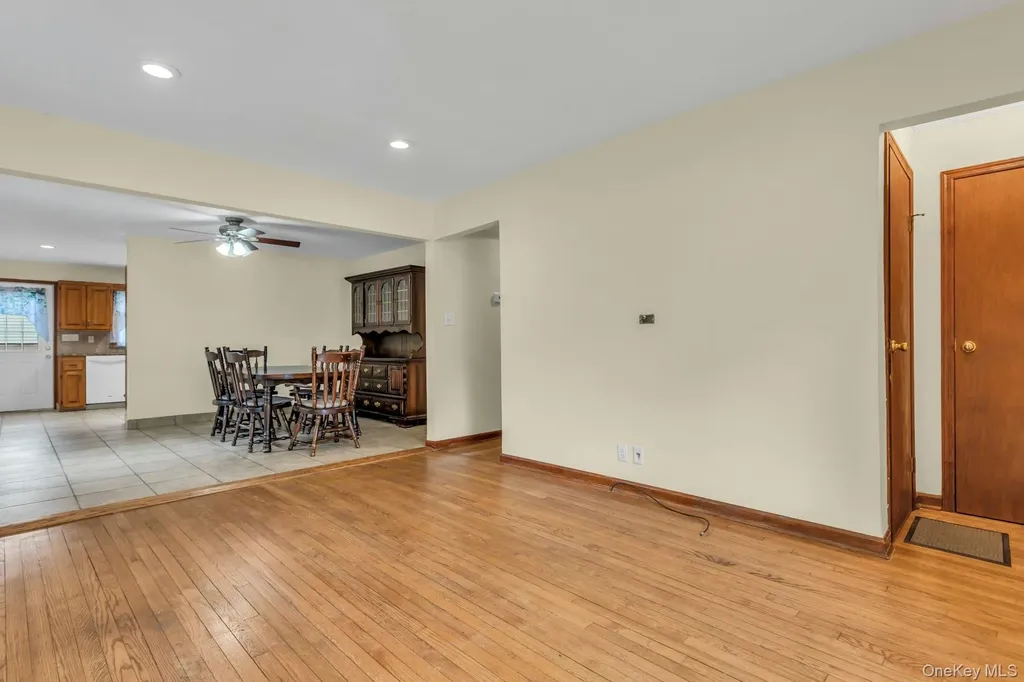 4 Timber Road Glen Cove NY 11542