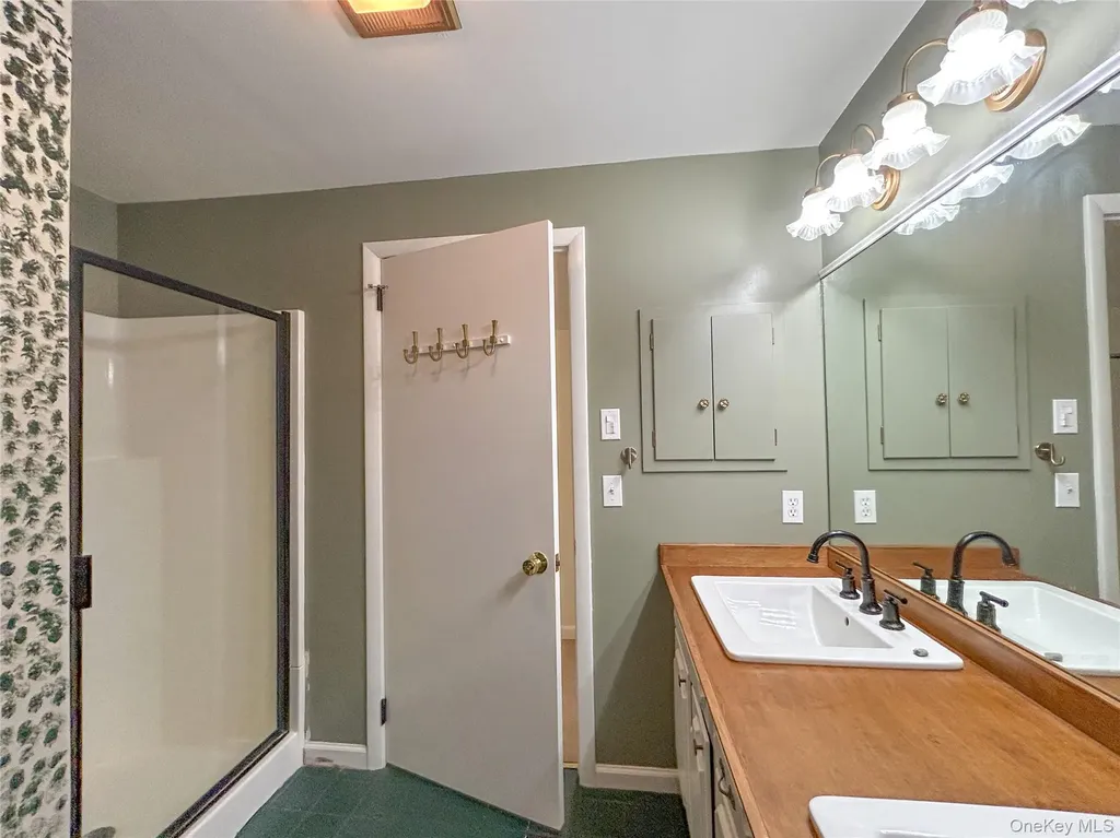 193 Bower Road Poughkeepsie NY 12603