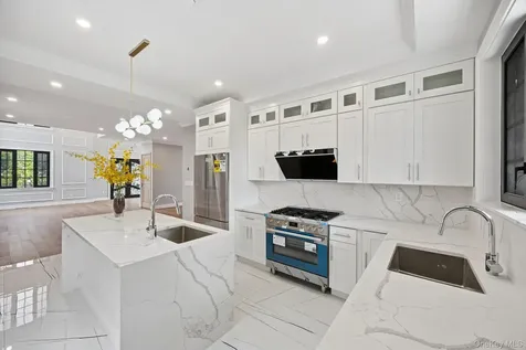 3526 221 Street Bayside NY 11361