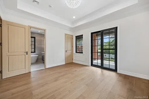 3526 221 Street Bayside NY 11361