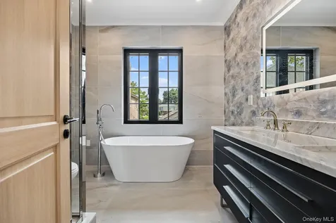 3526 221 Street Bayside NY 11361