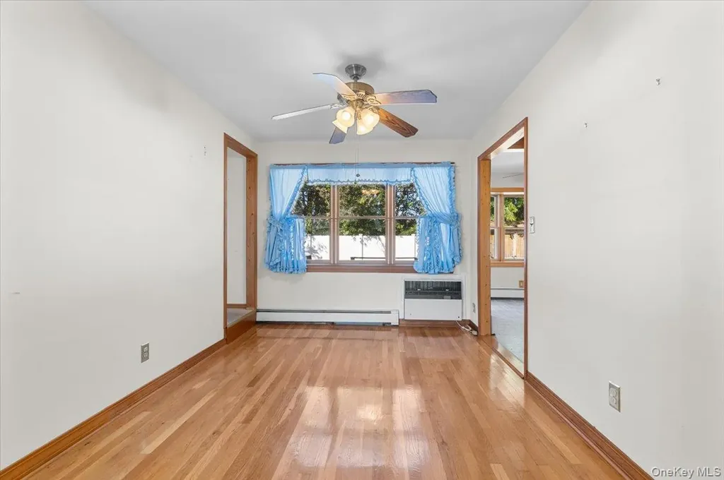 3 Surrey Lane Bethpage NY 11714