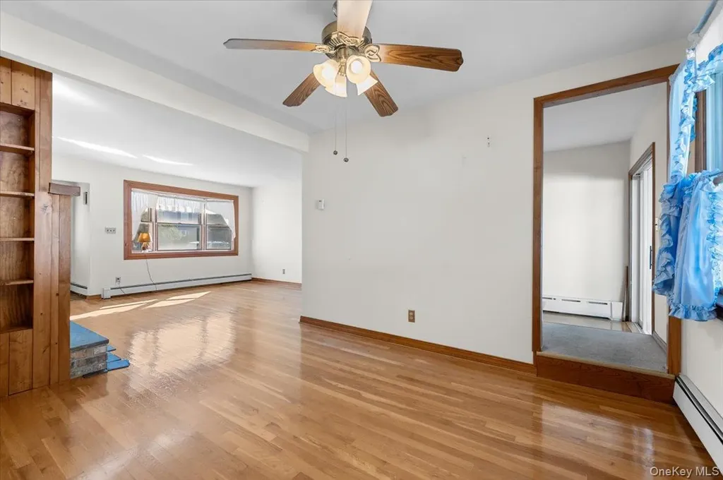 3 Surrey Lane Bethpage NY 11714