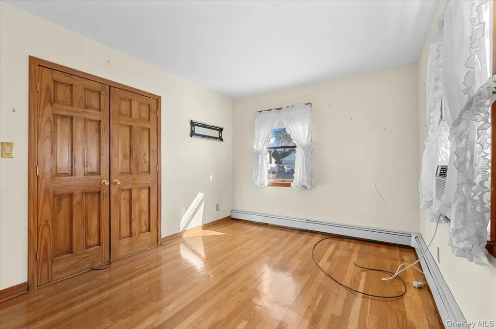 3 Surrey Lane Bethpage NY 11714