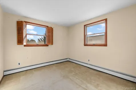 3 Surrey Lane Bethpage NY 11714