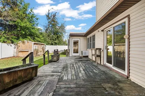 3 Surrey Lane Bethpage NY 11714