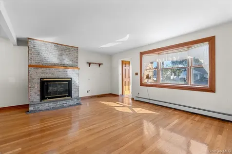 3 Surrey Lane Bethpage NY 11714