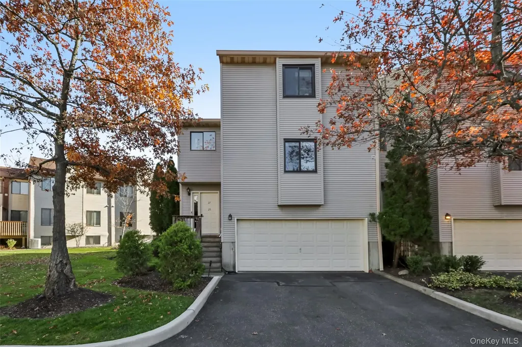 25 Vista Drive Nanuet NY 10954