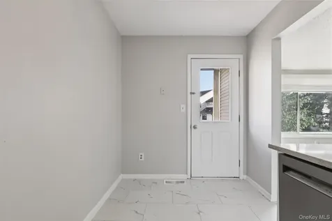 25 Vista Drive Nanuet NY 10954