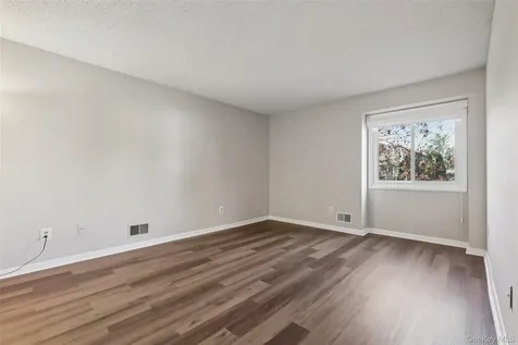 25 Vista Drive Nanuet NY 10954