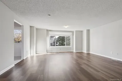 25 Vista Drive Nanuet NY 10954