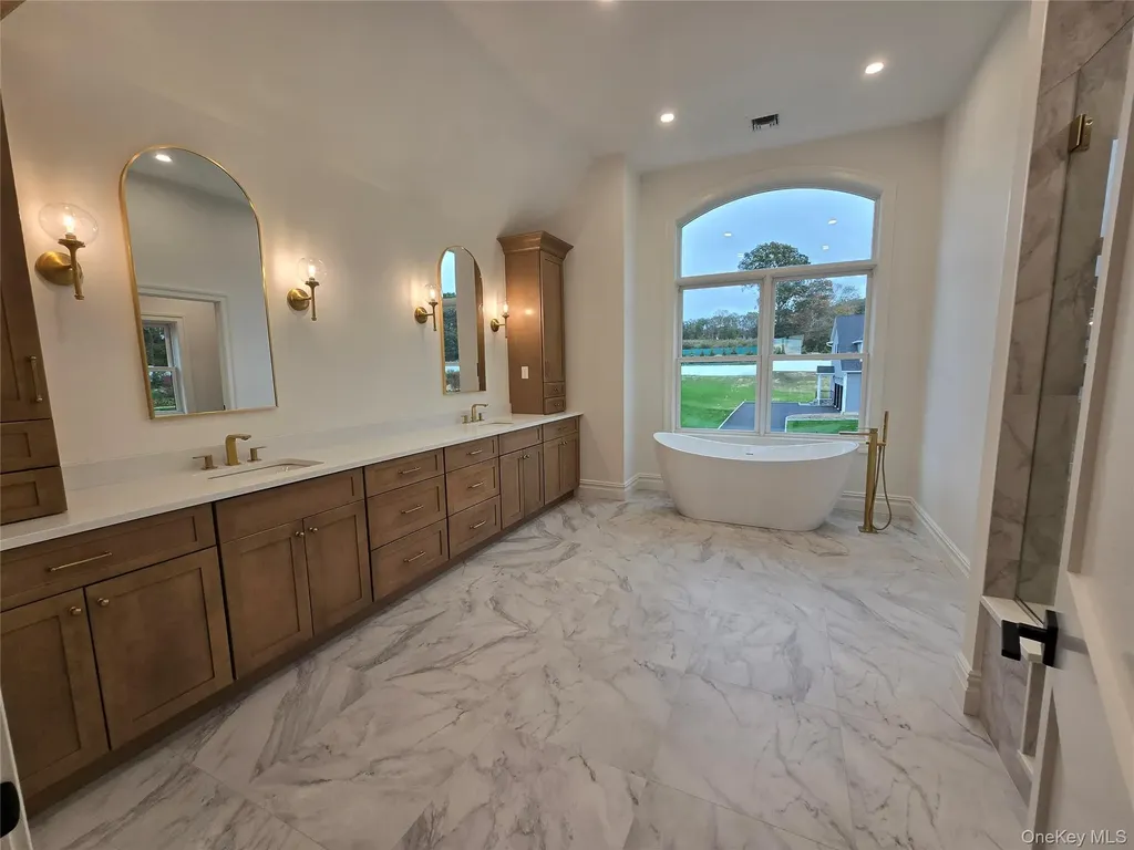 24 Estates Circle Melville NY 11747
