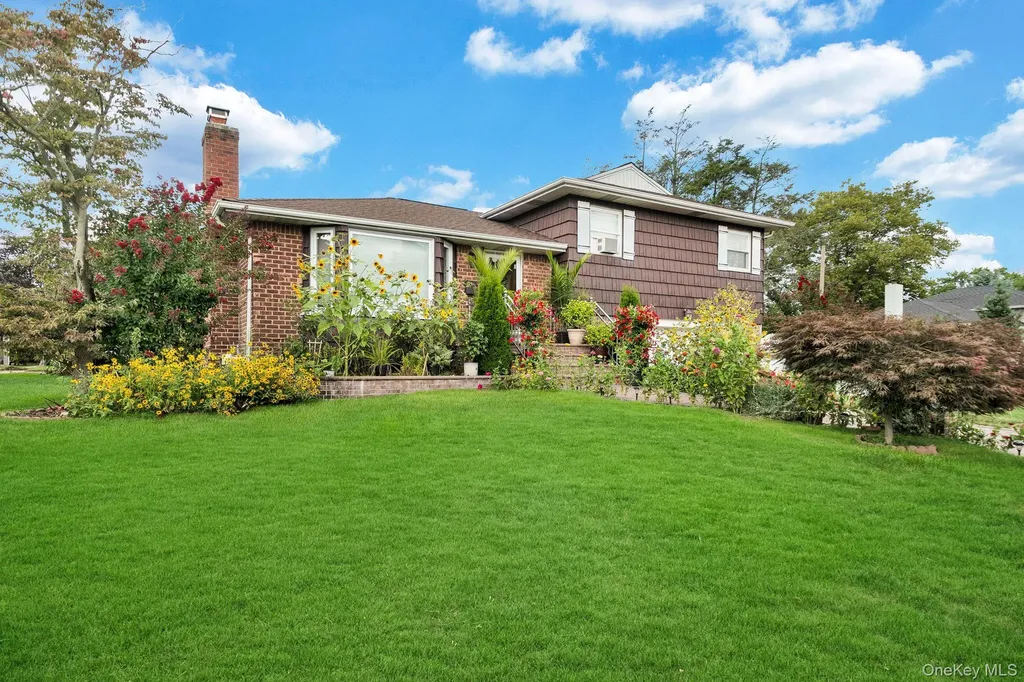1 Wayland Road Plainview NY 11803