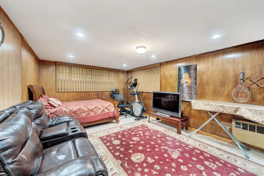 1 Wayland Road Plainview NY 11803