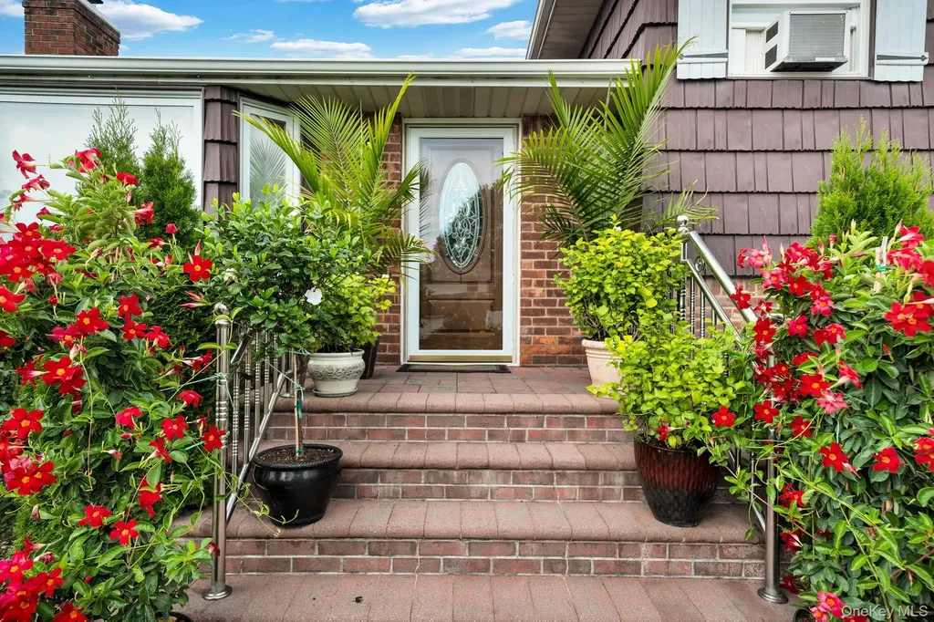 1 Wayland Road Plainview NY 11803
