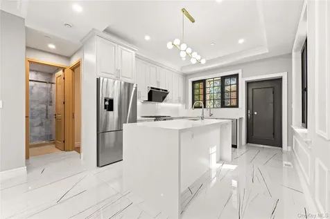 3522 221st Street Bayside NY 11361