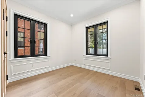 3522 221st Street Bayside NY 11361