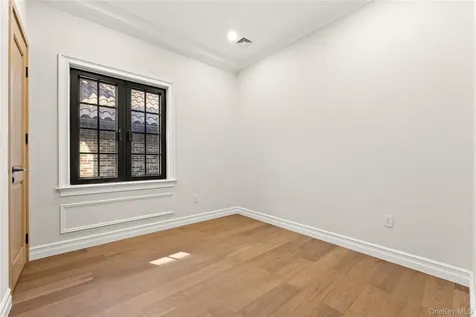 3522 221st Street Bayside NY 11361