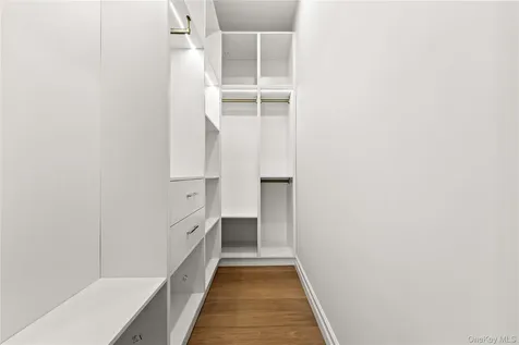 3522 221st Street Bayside NY 11361