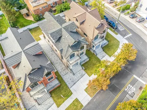 3522 221st Street Bayside NY 11361