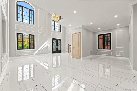 3522 221st Street Bayside NY 11361